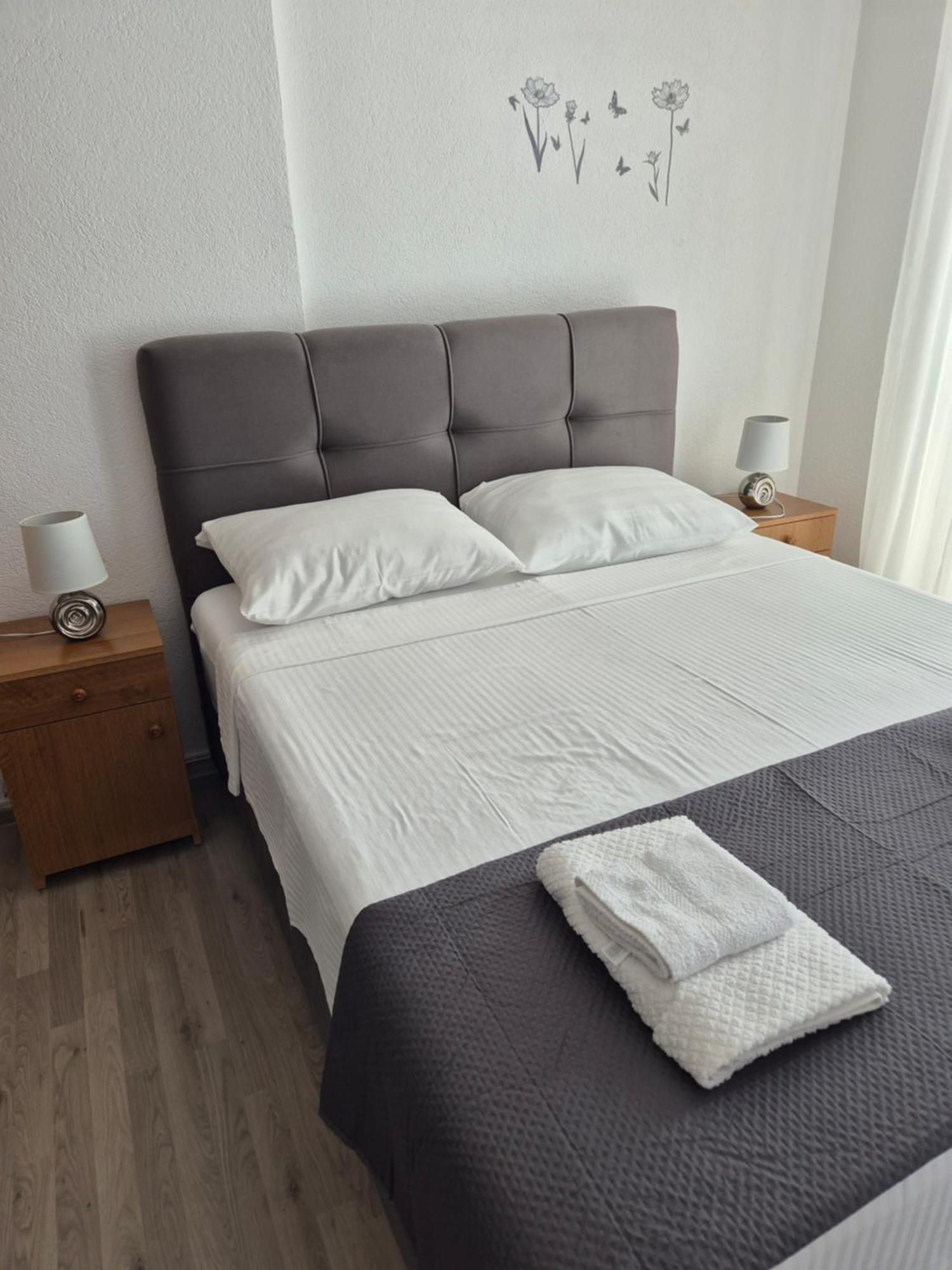 Apartmani Adria โอปาติยา ภายนอก รูปภาพ